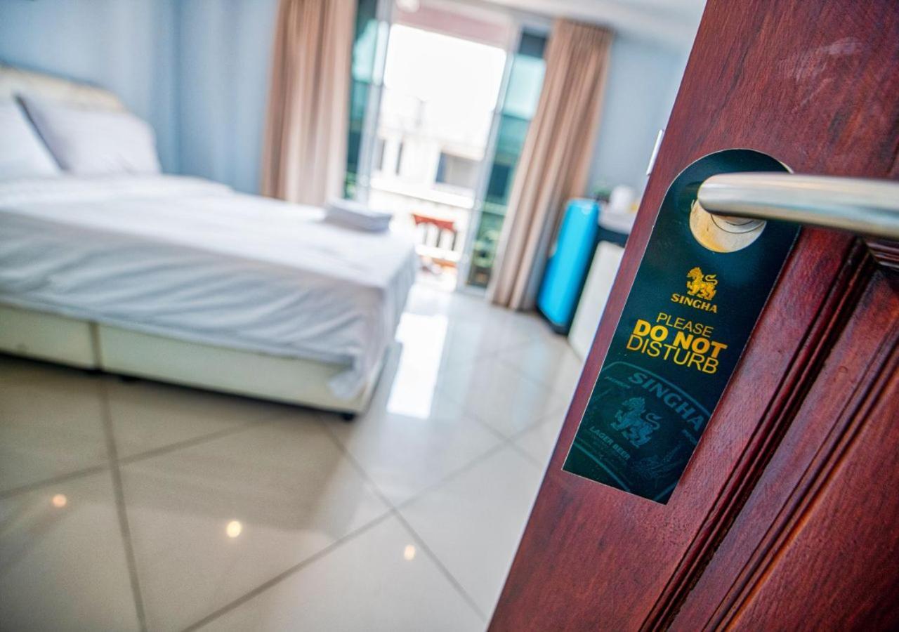Hotel Akvavit Living Jomtien Beach Exterior foto